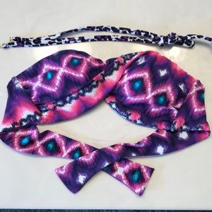 Twist Front Tribal Bikini Top